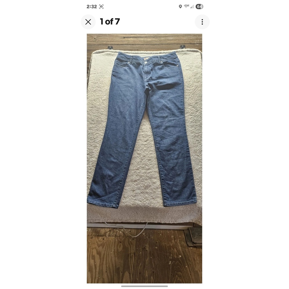 Chicos‎ Size 2 Reg.Straight Leg Blue Jeans Dark Wash Studded Back Pocket